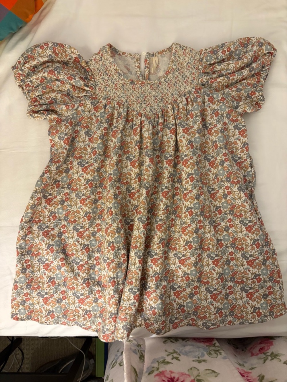 NWOT Quincy Mae smocked floral dress with puff sleeves, size 4-5